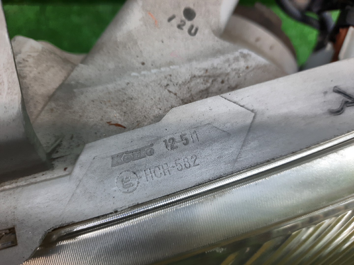 Фара левая передняя TOYOTA AXIO, COROLLA FIELDER, COROLLA  AXIO, FIELDER NZE141, NZE144, ZRE142, ZRE144, ZRE144G, ZRE142G, NZE144G, NZE141G 3 ракурс