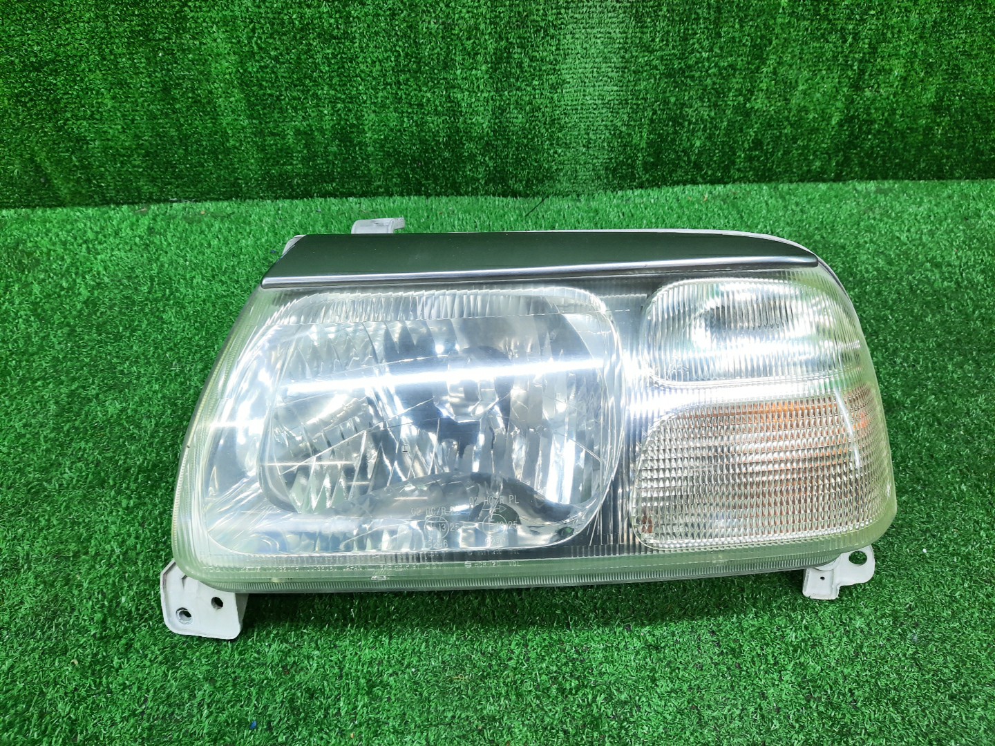 Фара левая передняя SUZUKI ESCUDO, GRAND ESCUDO TJ52W, TX92W, TA52W, TL52W, TD52W 1 ракурс