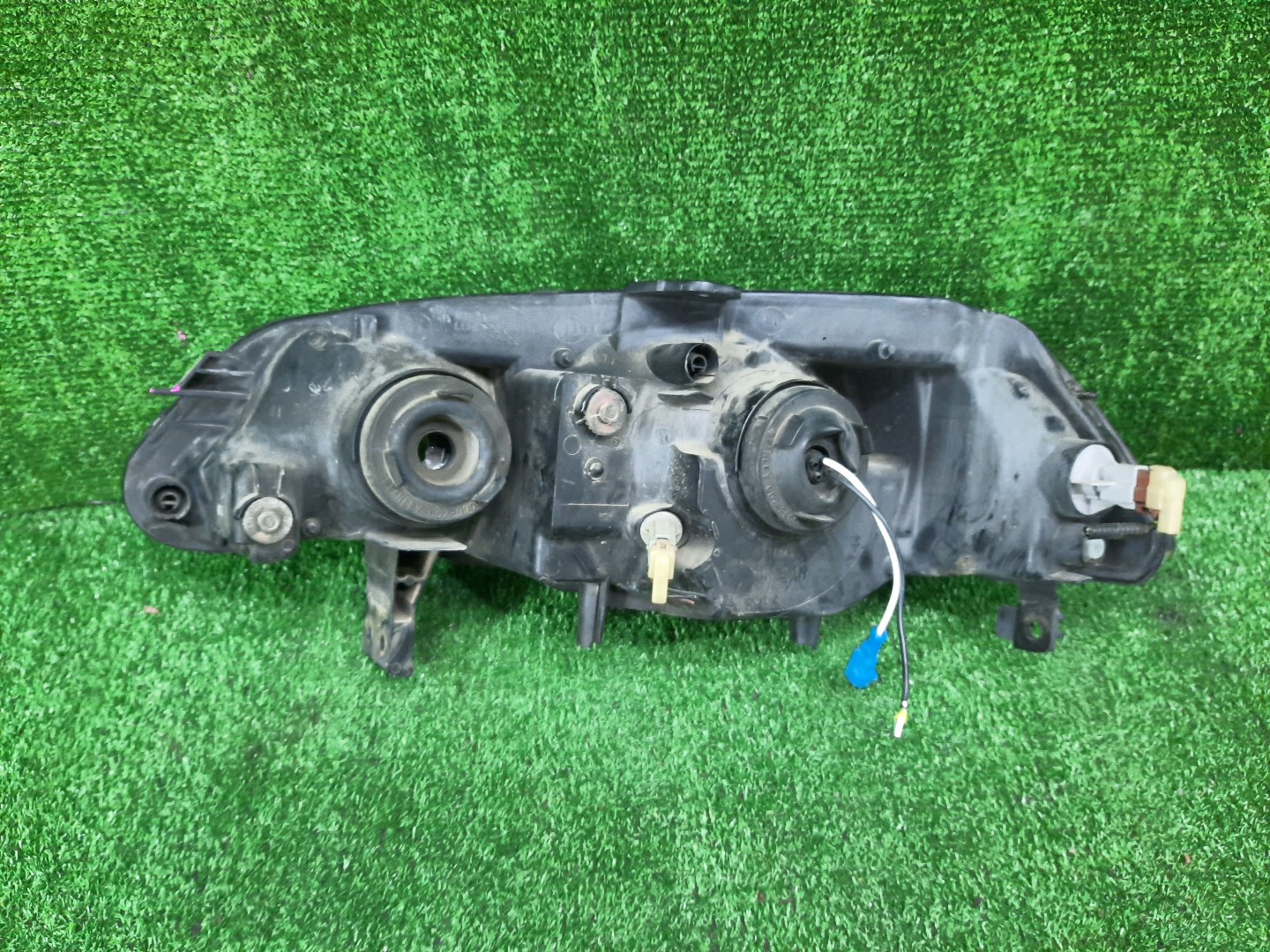 Фара правая передняя HONDA ODYSSEY RA6, RA8, RA7, RA9 2 ракурс Фара правая передняя HONDA ODYSSEY RA6, RA8, RA7, RA9 2 ракурс
