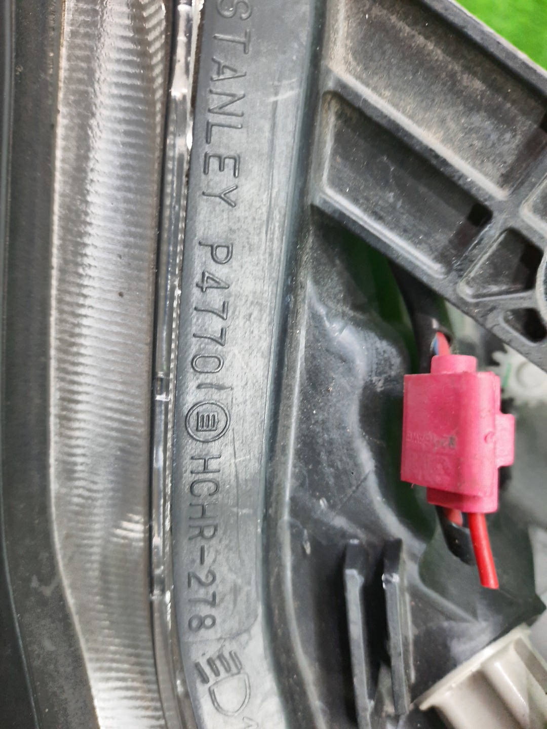 Фара левая передняя NISSAN FUGA Y50, PNY50, PY50, GY50 3 ракурс