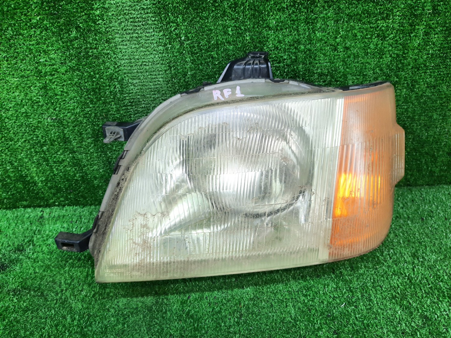Фара левая передняя HONDA STEPWGN RF1, RF2 1 ракурс