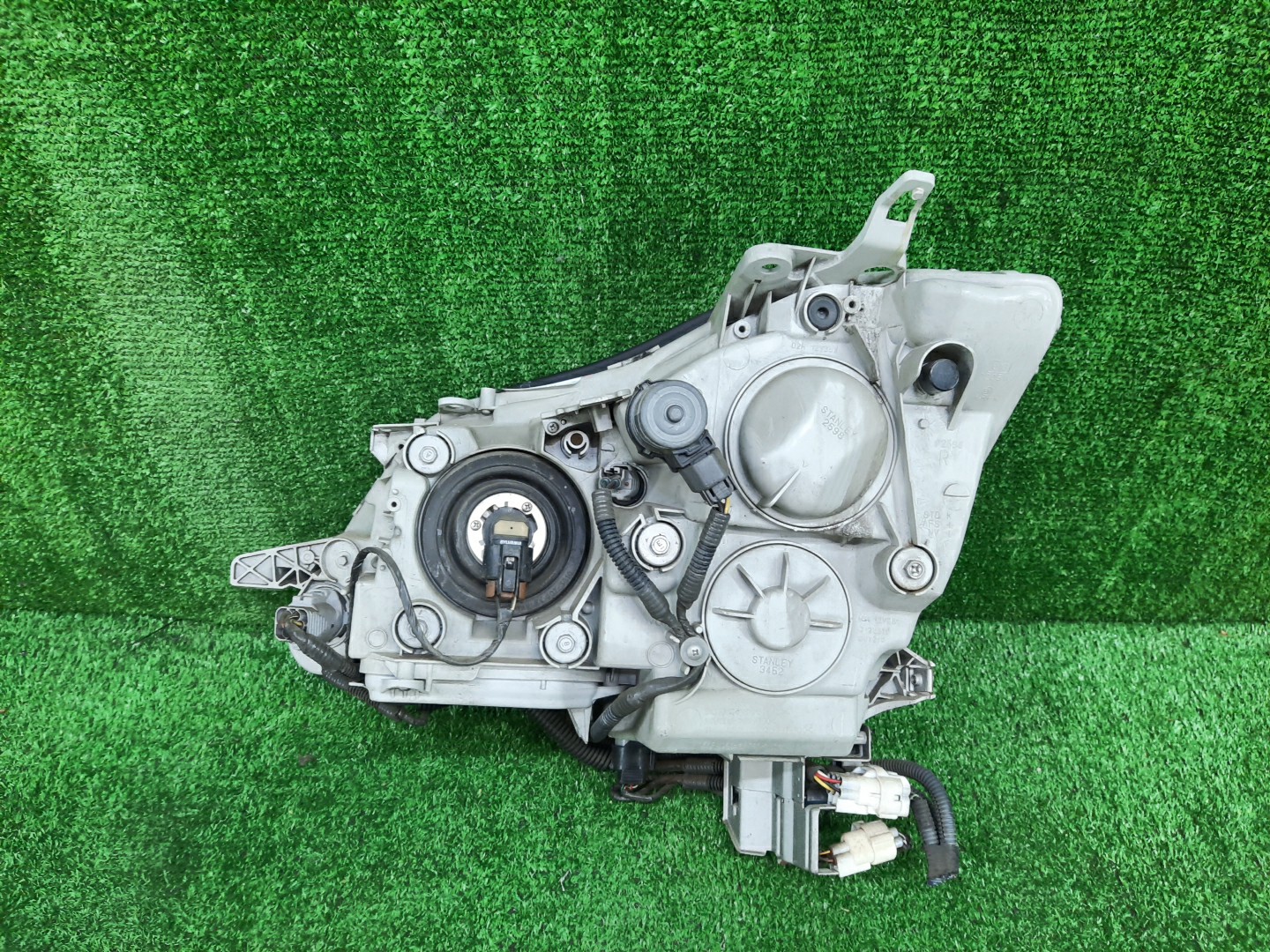 Фара правая передняя TOYOTA CROWN GRS182, GRS180, GRS181, GRS183, GRS184 2 ракурс