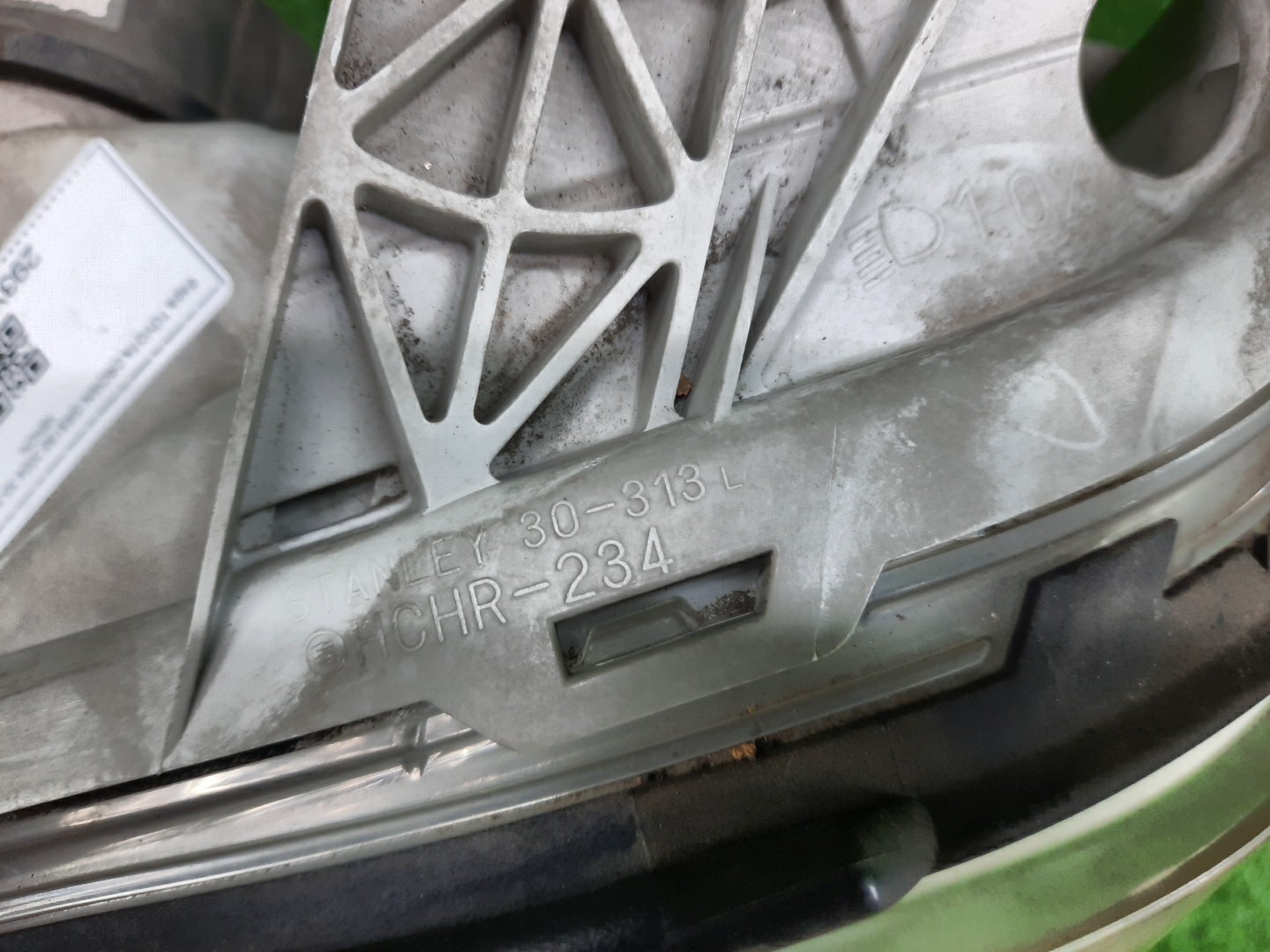 Фара левая передняя TOYOTA CROWN GRS182, GRS180, GRS181, GRS183, GRS184 3 ракурс