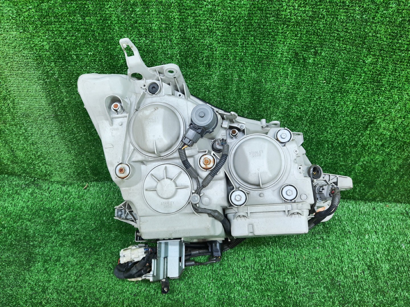 Фара левая передняя TOYOTA CROWN GRS182, GRS180, GRS181, GRS183, GRS184 2 ракурс