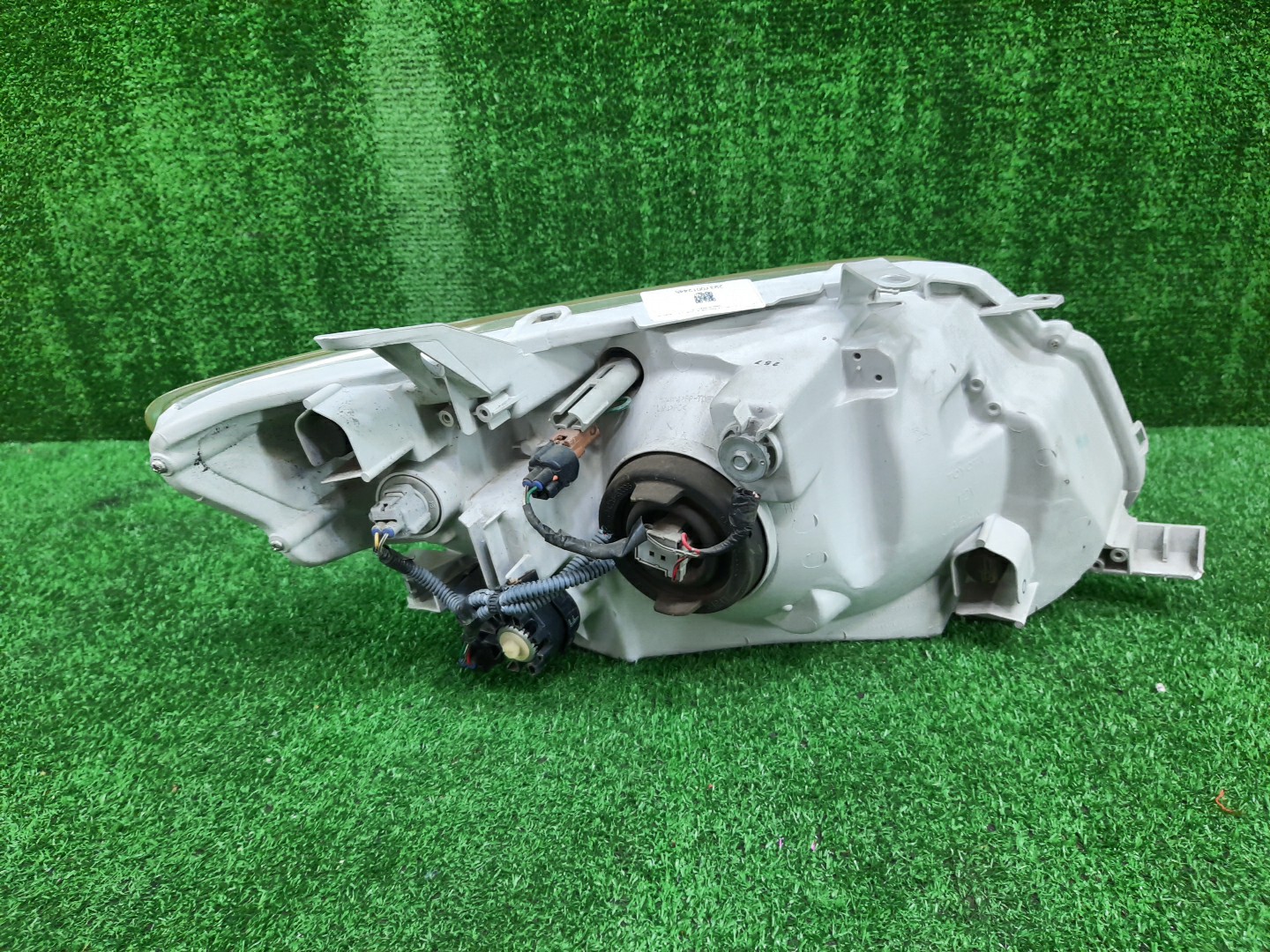Фара левая передняя TOYOTA AXIO, COROLLA FIELDER, COROLLA  AXIO, FIELDER NZE141, NZE144, ZRE142, ZRE144, ZRE144G, ZRE142G, NZE144G, NZE141G 2 ракурс