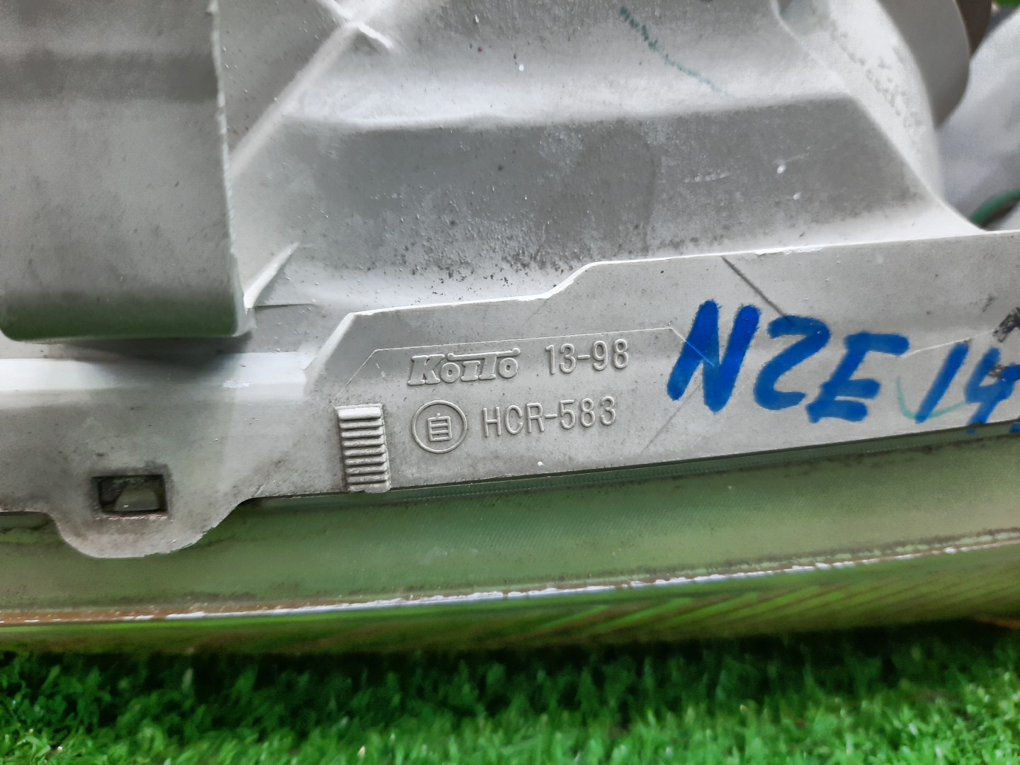 Фара левая передняя TOYOTA AXIO, COROLLA FIELDER, COROLLA  AXIO, FIELDER NZE141, NZE144, ZRE142, ZRE144, ZRE144G, ZRE142G, NZE144G, NZE141G 3 ракурс