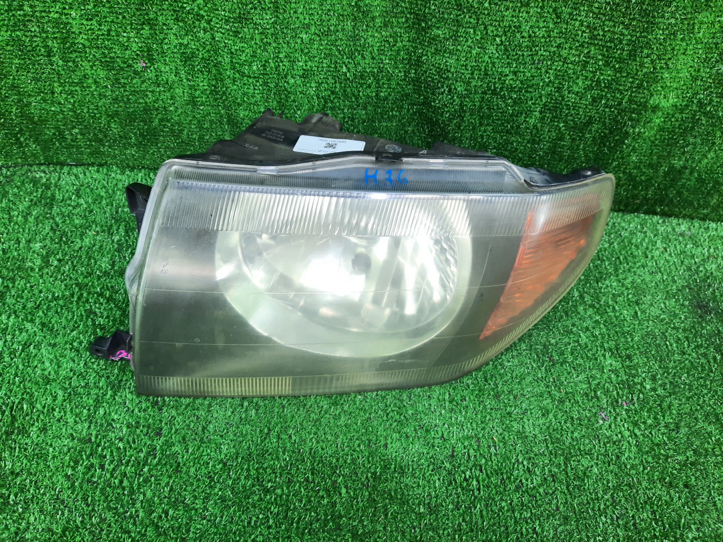 Фара левая передняя MITSUBISHI PAJERO IO H76W, H66W, H67W, H77W 1 ракурс