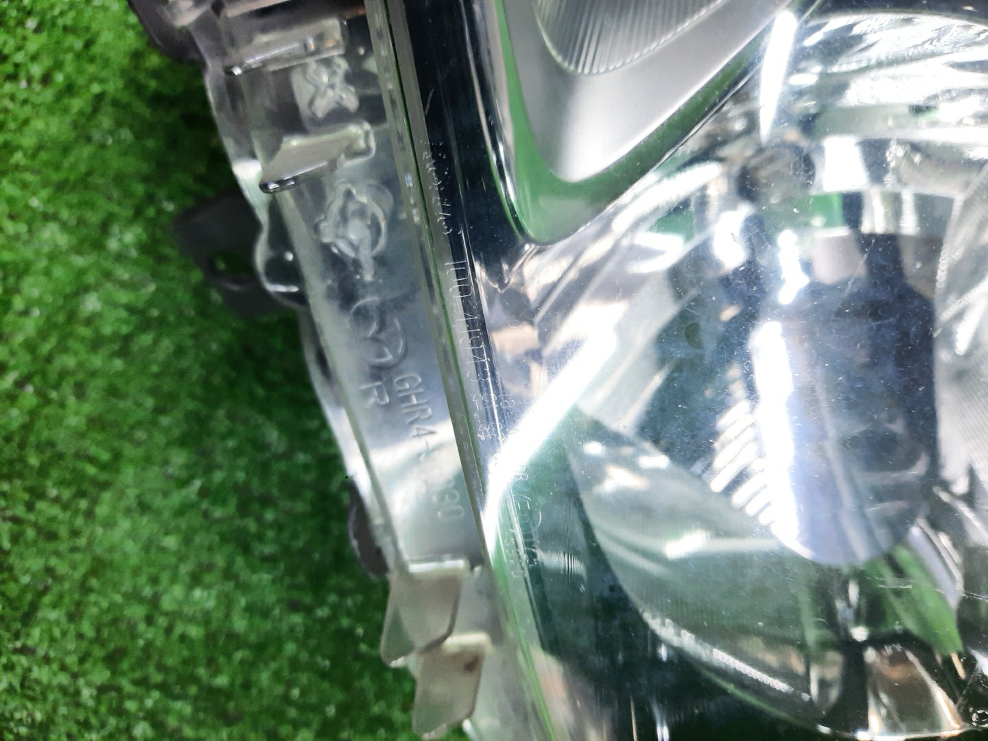 Фара правая передняя MAZDA ATENZA, MAZDA 6, 6 GJ2AW, GJ5FW, GJEFW, GJ2FW, GJ5FP, GJEFP, GJ2FP, GJ2AP, GJ526, GJ523 3 ракурс