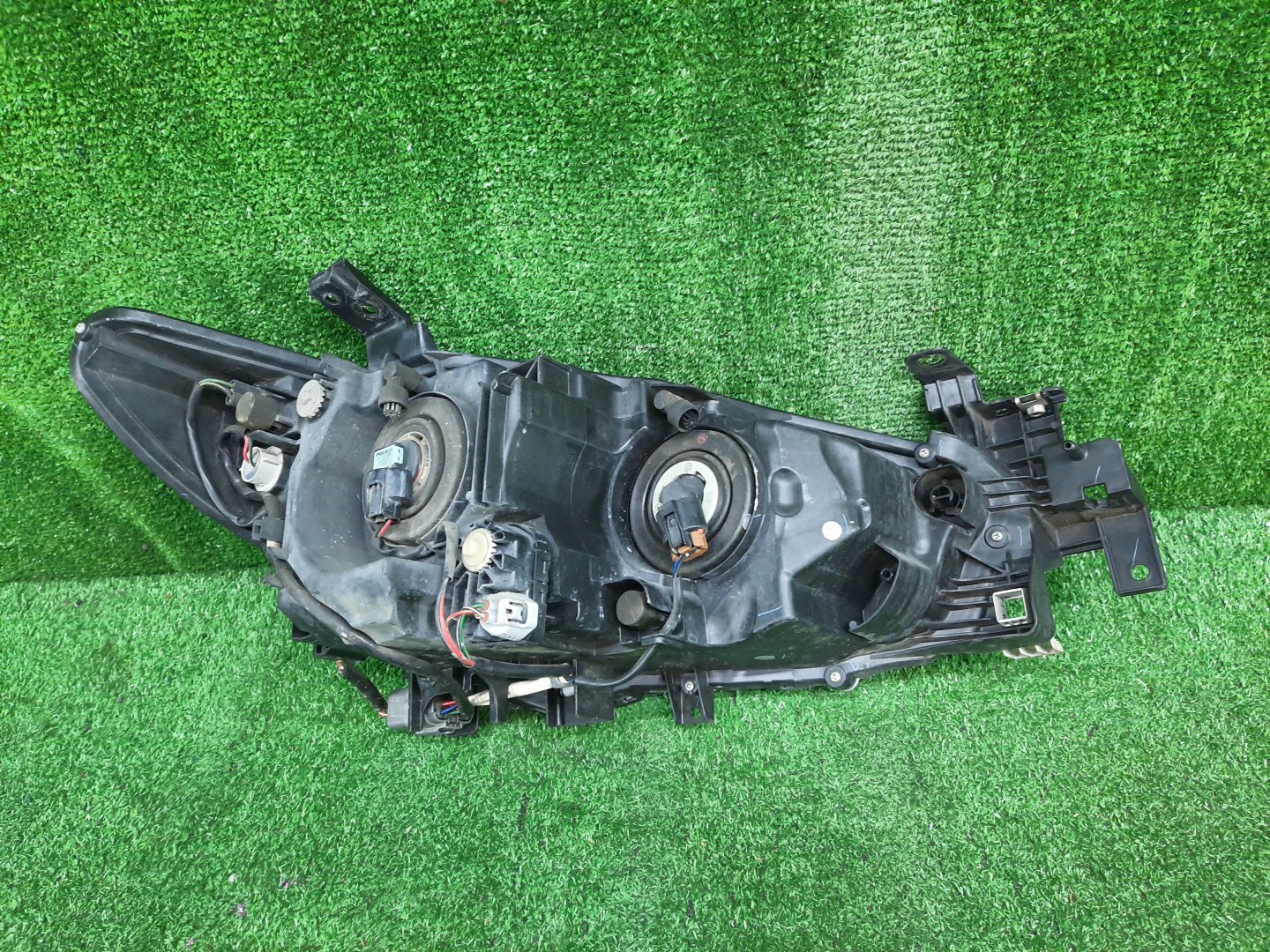 Фара левая передняя MAZDA ATENZA, MAZDA 6, 6 GJ2AW, GJ5FW, GJEFW, GJ2FW, GJ5FP, GJEFP, GJ2FP, GJ2AP, GJ526, GJ523 2 ракурс