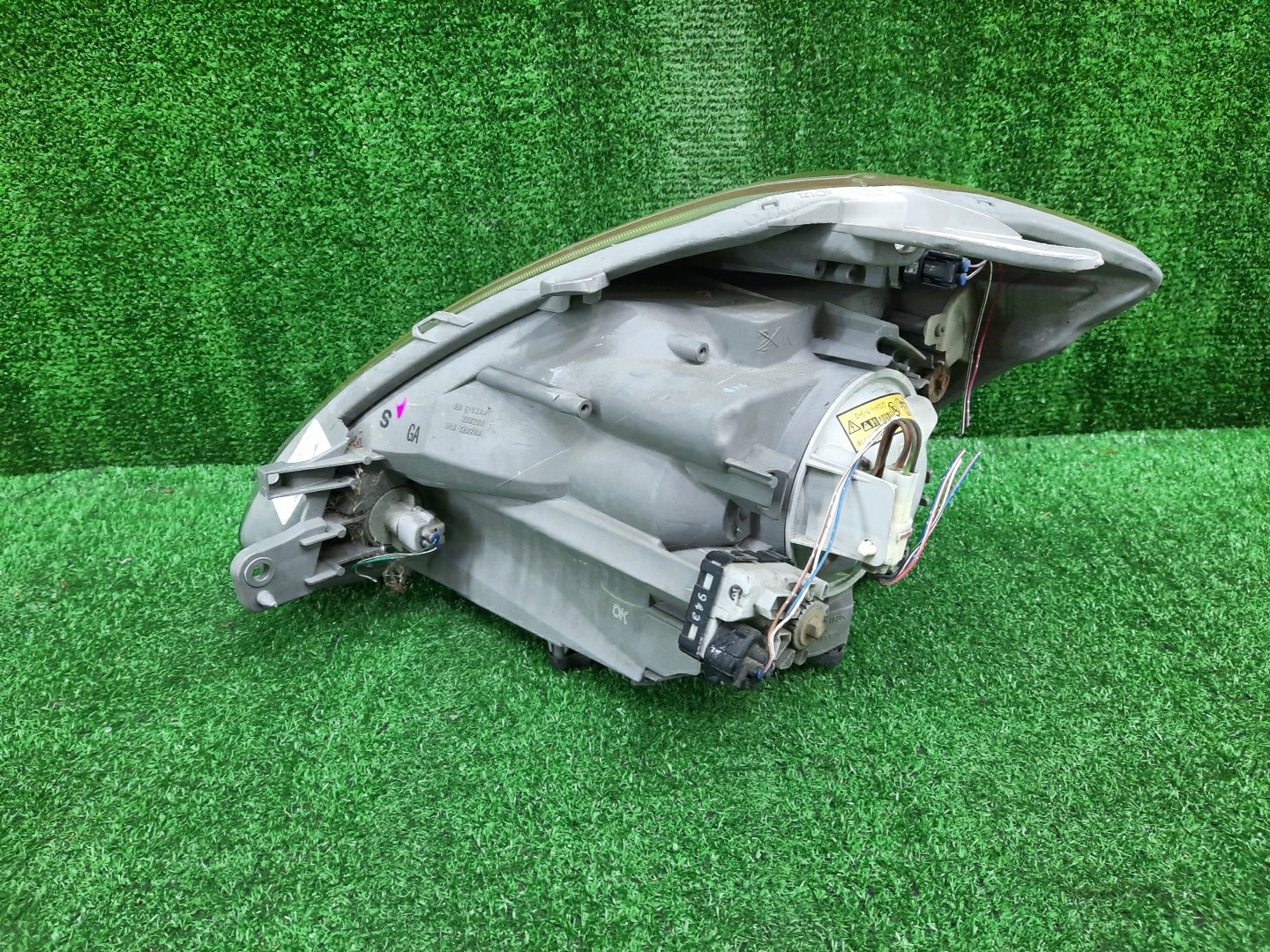 Фара правая передняя TOYOTA PASSO, BOON KGC15, KGC10, QNC10, M301S, M310S, M312S, M300S 2 ракурс Фара правая передняя TOYOTA PASSO, BOON KGC15, KGC10, QNC10, M301S, M310S, M312S, M300S 2 ракурс
