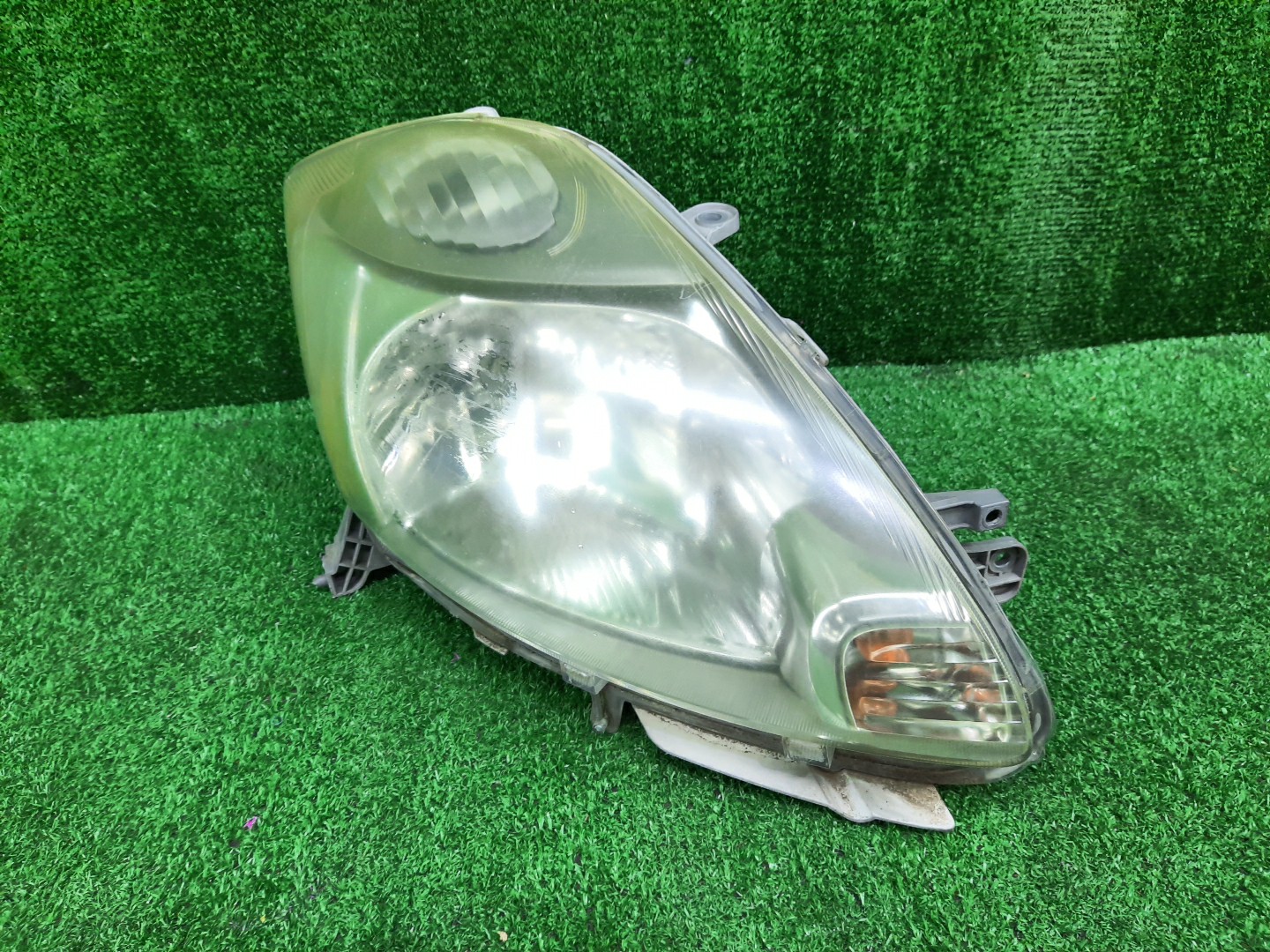 Фара правая передняя TOYOTA PASSO, BOON KGC15, KGC10, QNC10, M301S, M310S, M312S, M300S 1 ракурс Фара правая передняя TOYOTA PASSO, BOON KGC15, KGC10, QNC10, M301S, M310S, M312S, M300S 1 ракурс
