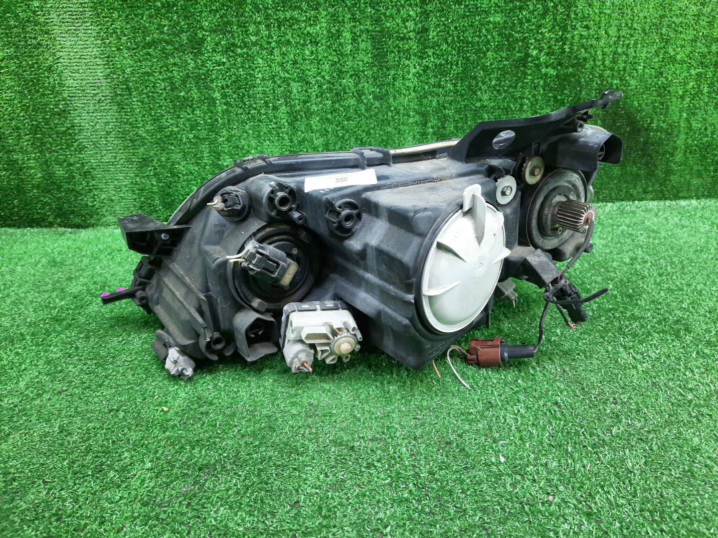 Фара правая передняя TOYOTA MARK X GRX125, GRX120, GRX121 3 ракурс Фара правая передняя TOYOTA MARK X GRX125, GRX120, GRX121 3 ракурс