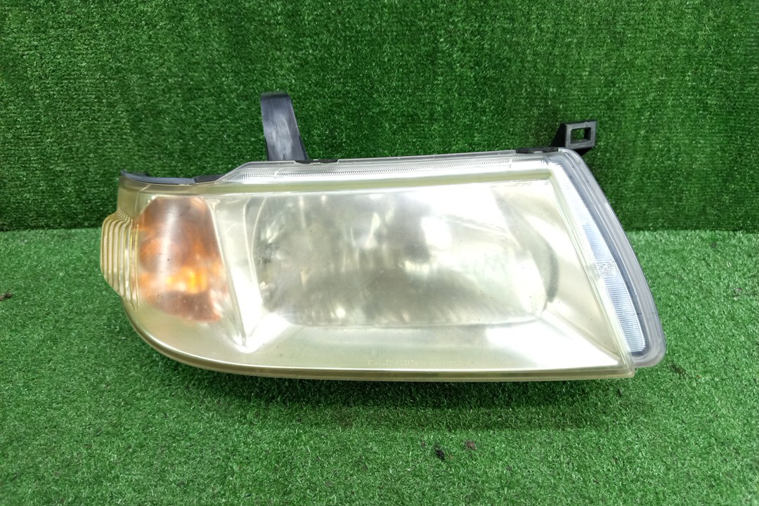 Фара правая передняя MAZDA FORD FRIDA, BONGO FRIENDEE SGE3F, SGEWF, SGL3F, SGL5F, SGLRF, SG5WF, SGLWF, SGE3, SGEW, SGLW, SG5W, SGLR, SGL5, SGL3 1 ракурс Фара правая передняя MAZDA FORD FRIDA, BONGO FRIENDEE SGE3F, SGEWF, SGL3F, SGL5F, SGLRF, SG5WF, SGLWF, SGE3, SGEW, SGLW, SG5W, SGLR, SGL5, SGL3 1 ракурс