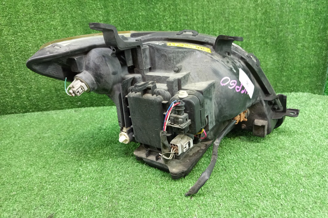 Фара левая передняя TOYOTA IST NCP60, NCP65, NCP61 2 ракурс