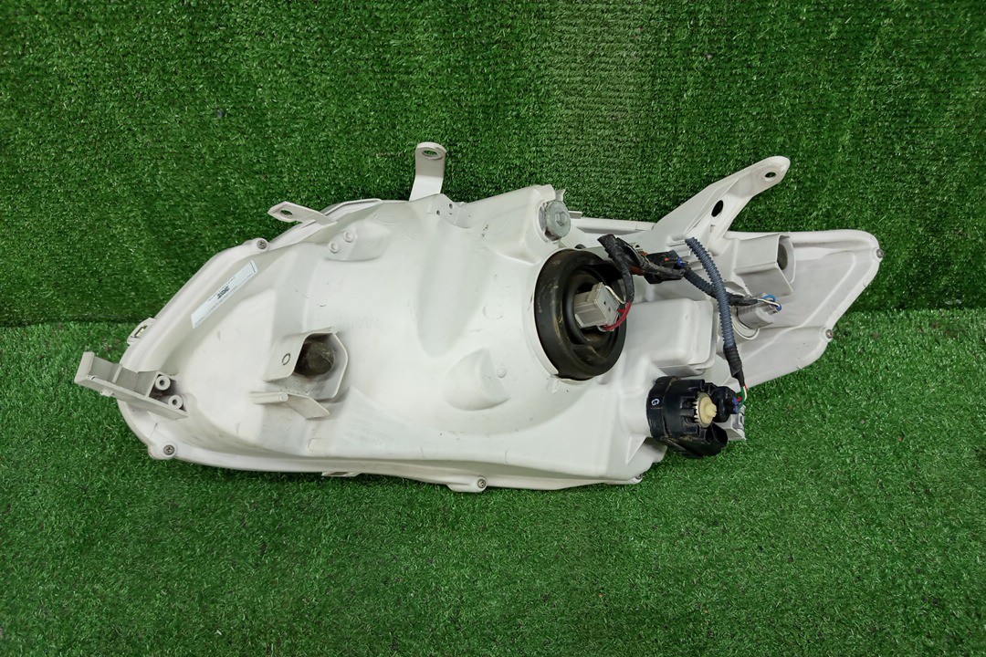 Фара правая передняя TOYOTA AXIO, COROLLA FIELDER, COROLLA  AXIO, FIELDER NZE141, NZE144, ZRE142, ZRE144, ZRE144G, ZRE142G, NZE144G, NZE141G 2 ракурс