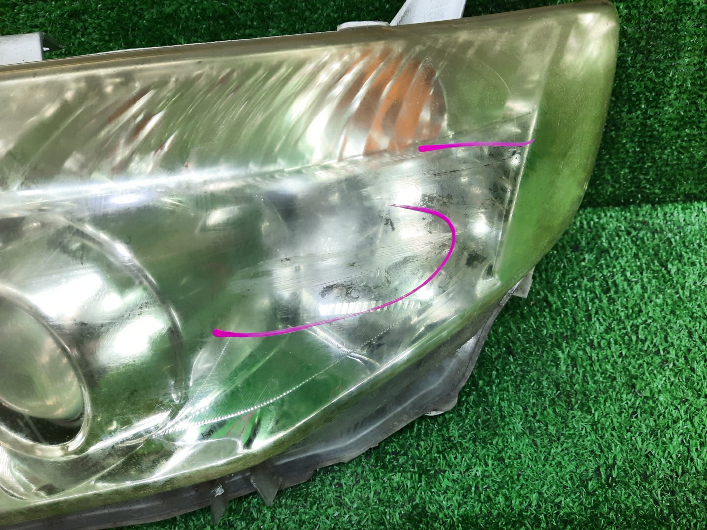 Фара левая передняя TOYOTA AXIO, COROLLA FIELDER, COROLLA  AXIO, FIELDER NZE141, NZE144, ZRE142, ZRE144, ZRE144G, ZRE142G, NZE144G, NZE141G 2 ракурс