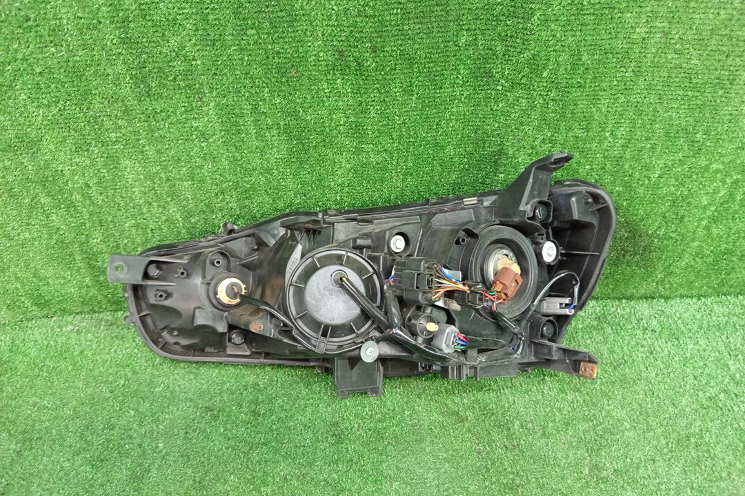 Фара правая передняя MITSUBISHI LANCER, GALANT FORTIS CY4A, CY2A, CY3A, CY6A, CX6A, CX4A, CX3A 2 ракурс Фара правая передняя MITSUBISHI LANCER, GALANT FORTIS CY4A, CY2A, CY3A, CY6A, CX6A, CX4A, CX3A 2 ракурс