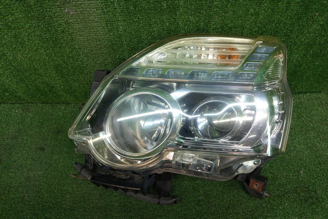 Фара левая передняя NISSAN X-TRAIL T31, NT31, DNT31, TNT31 1 ракурс
