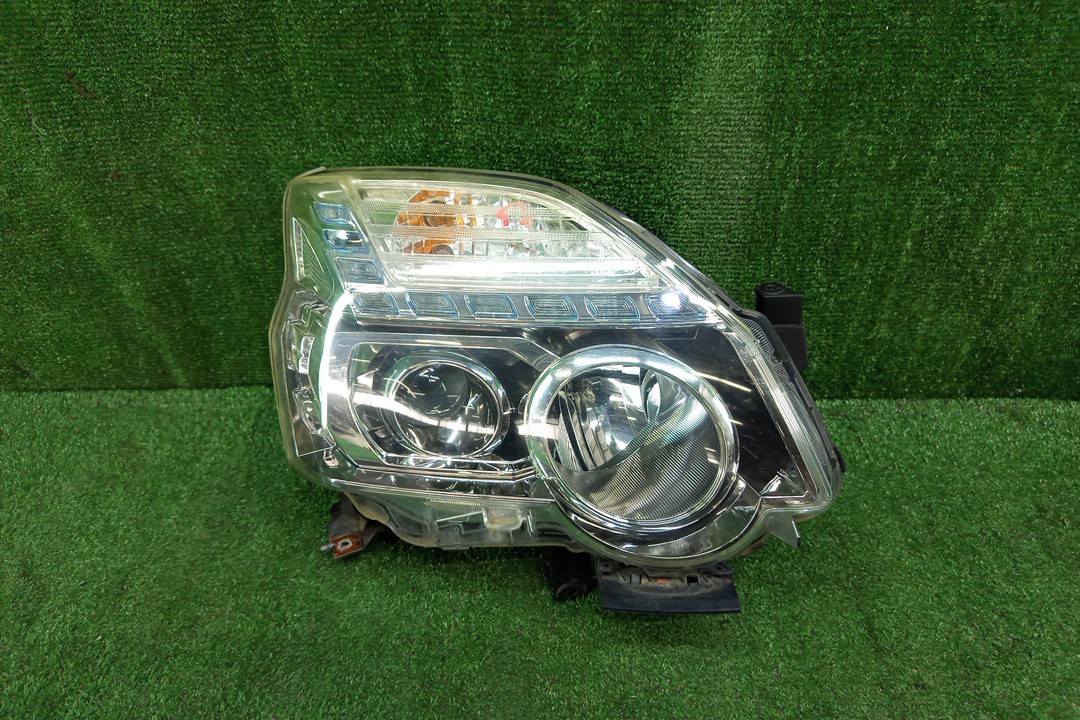 Фара правая передняя NISSAN X-TRAIL T31, NT31, DNT31, TNT31 1 ракурс
