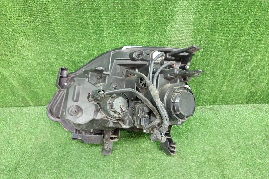 Фара правая передняя NISSAN X-TRAIL T31, NT31, DNT31, TNT31 2 ракурс
