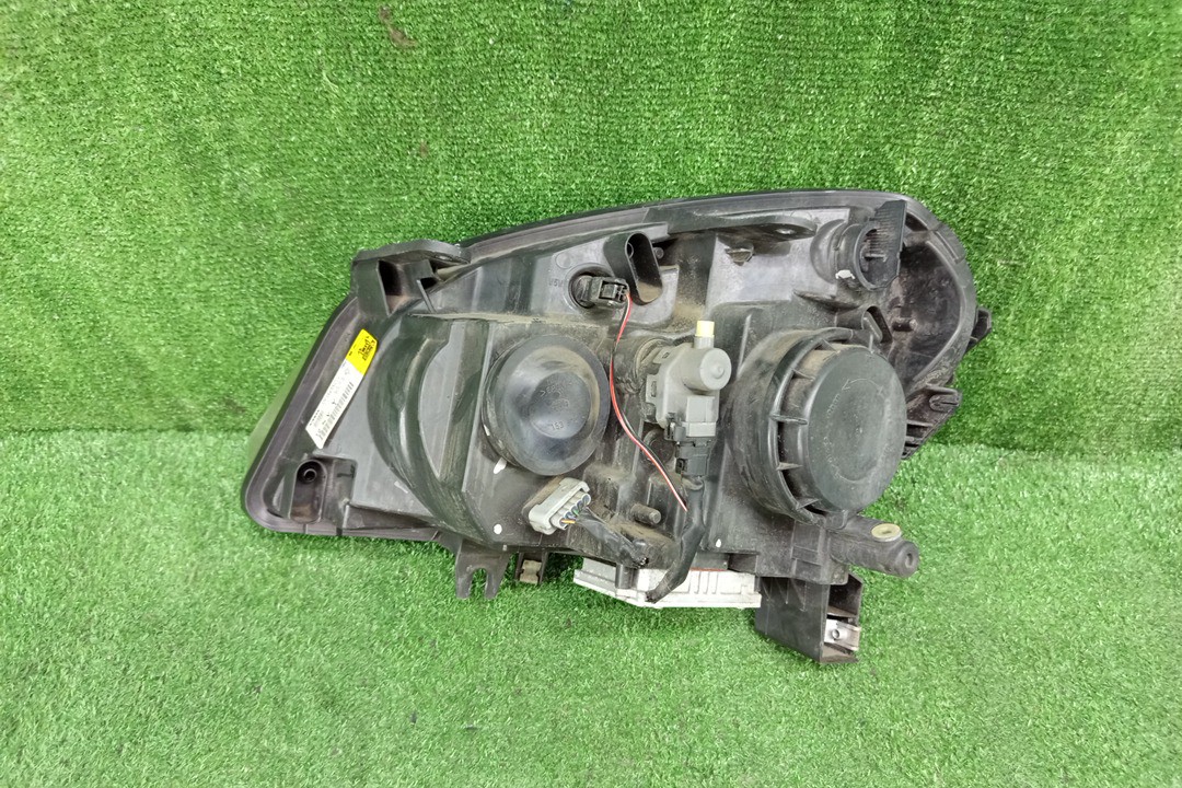 Фара правая передняя NISSAN DUALIS J10, KNJ10, KJ10, NJ10 2 ракурс Фара правая передняя NISSAN DUALIS J10, KNJ10, KJ10, NJ10 2 ракурс