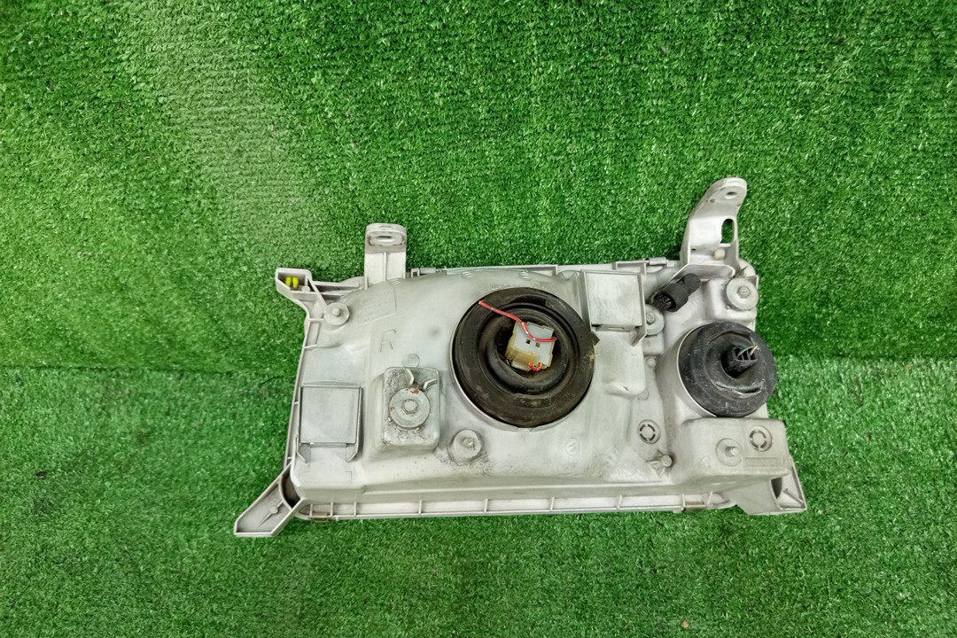 Фара правая передняя TOYOTA CROWN JZS151, JZS155, GS151, LS151, JZS157, JZS153 2 ракурс