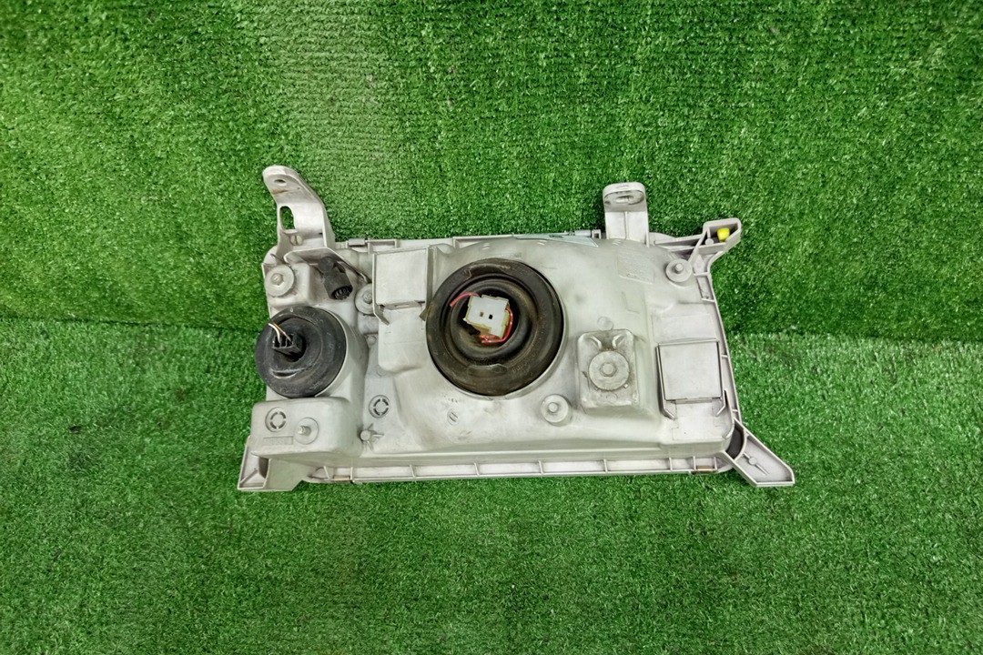 Фара левая передняя TOYOTA CROWN JZS151, JZS155, GS151, LS151, JZS157, JZS153 2 ракурс