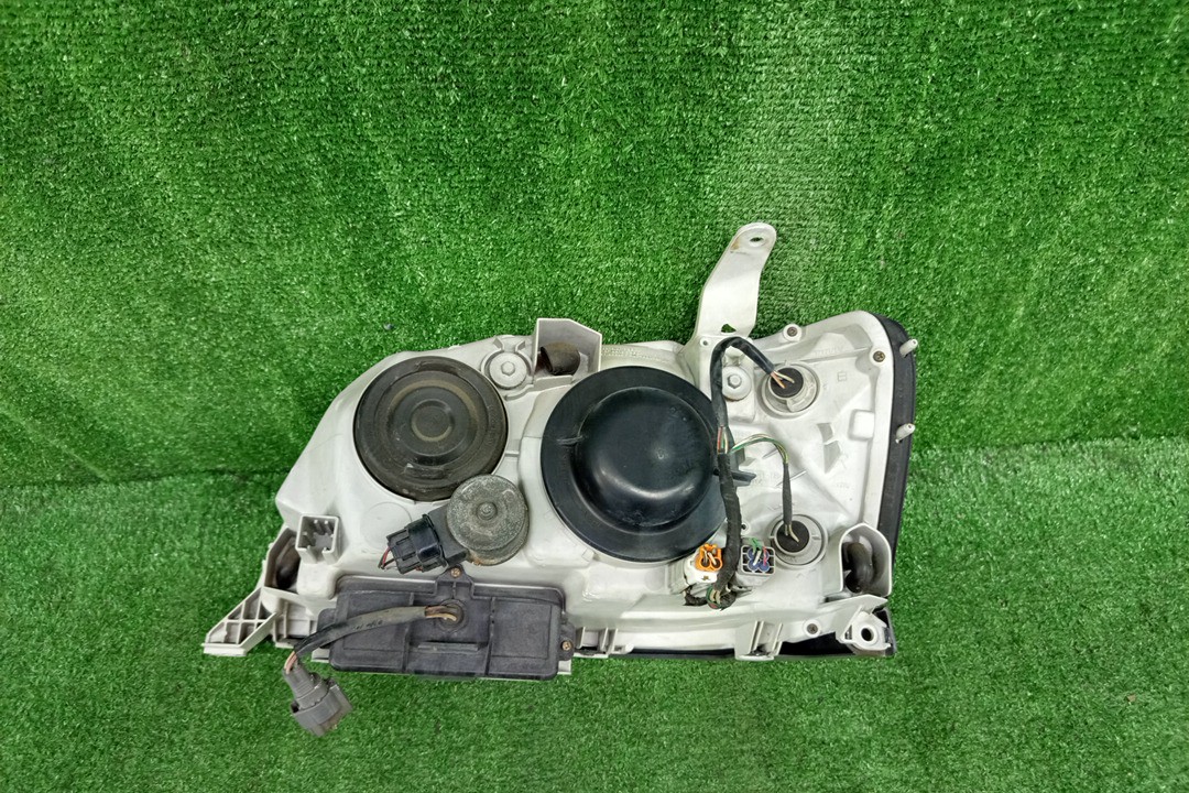 Фара правая передняя TOYOTA CROWN, CROWN ATHLETE JZS173W, JZS171W, JZS175W, GS171W, GS171, JZS175, JZS171, JZS173, JKS175 2 ракурс