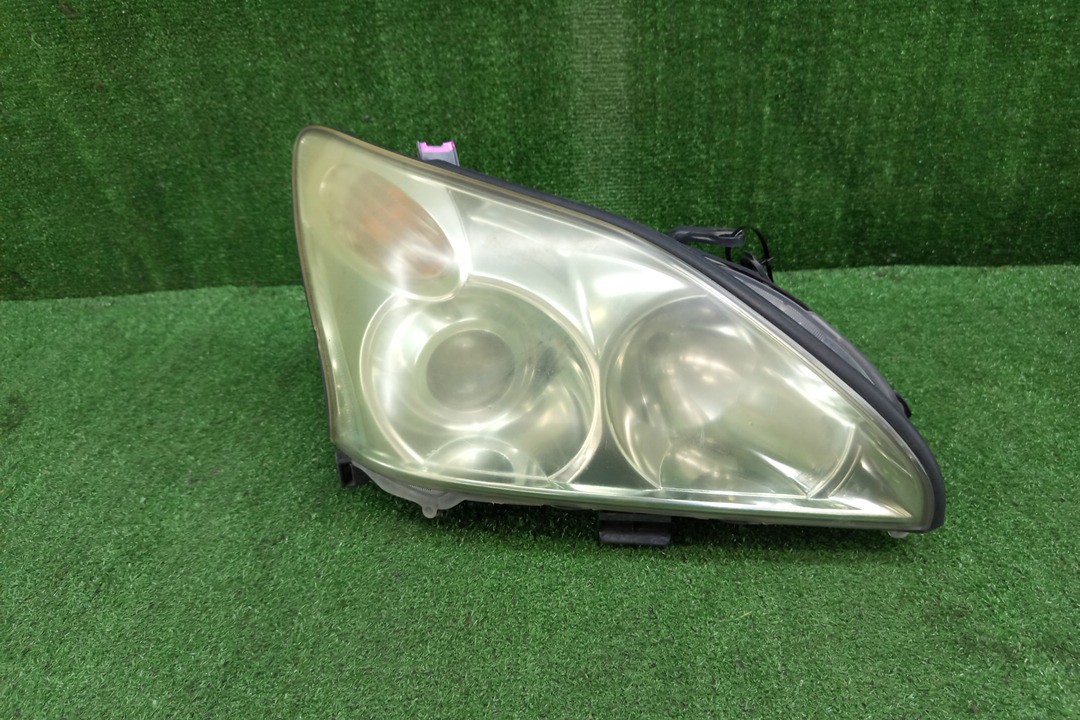 Фара правая передняя TOYOTA HARRIER GSU36W, MCU35W, ACU30W, MCU30W, MCU36W, GSU30W, MCU31W, GSU31W, GSU35W, ACU35W, MHU38W 1 ракурс