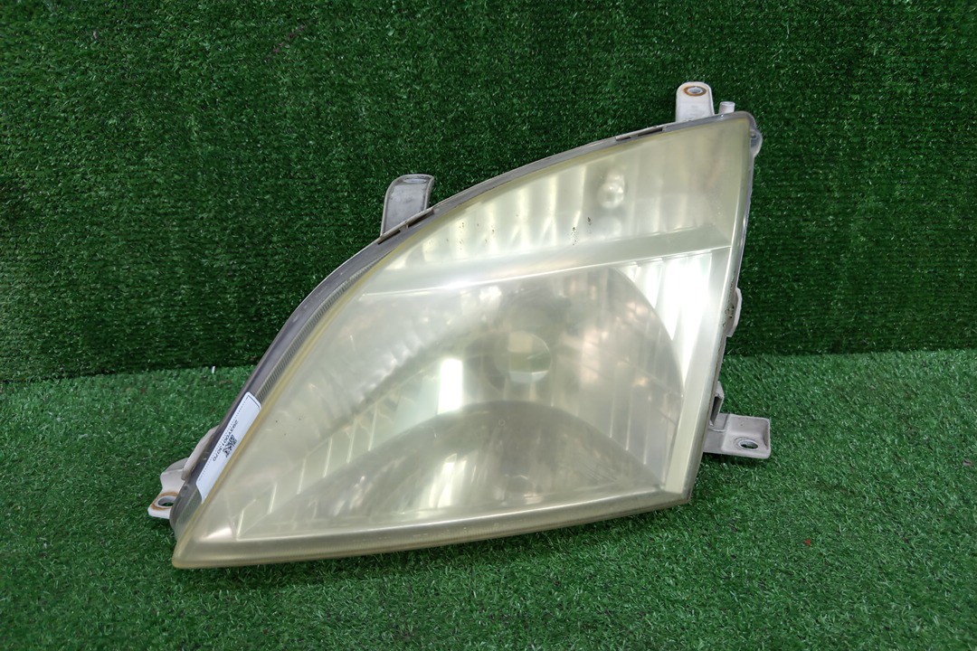 Фара левая передняя TOYOTA NADIA ACN10, SXN10, SXN15 1 ракурс