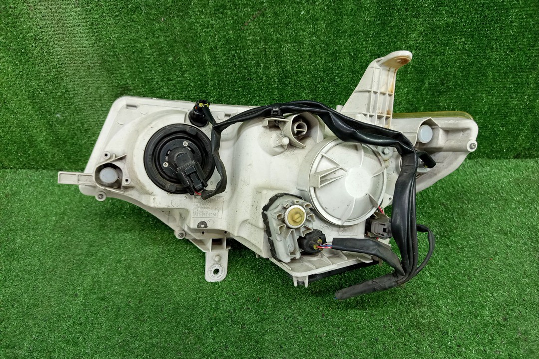 Фара правая передняя DAIHATSU TANTO L375S 3 ракурс