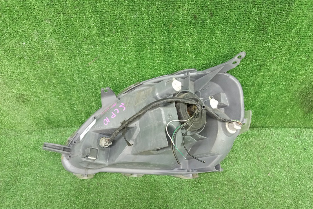Фара правая передняя TOYOTA VITZ, YARIS SCP10, NCP10, SCP13, NCP15, NCP11, NCP13 4 ракурс