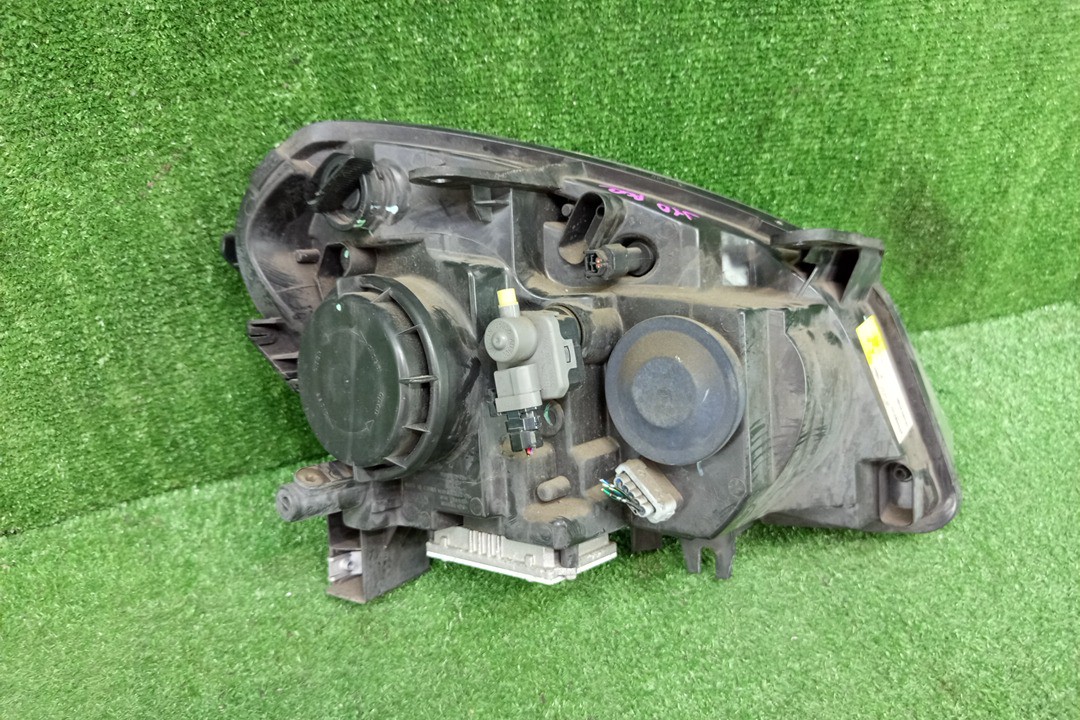 Фара левая передняя NISSAN DUALIS J10, KNJ10, KJ10, NJ10 3 ракурс Фара левая передняя NISSAN DUALIS J10, KNJ10, KJ10, NJ10 3 ракурс