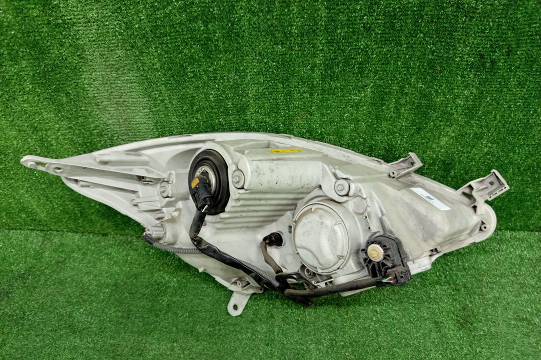 Фара левая передняя TOYOTA ISIS ZNM10, ZNM10W, ANM10, ANM10W, ANM15, ANM15W, ZGM10, ZGM10W, ZGM11, ZGM11W, ZGM15, ZGM15W, ANM10G, ZGM10G, ANM15G, ZNM10G, ZGM11G, ZGM15G 3 ракурс Фара левая передняя TOYOTA ISIS ZNM10, ZNM10W, ANM10, ANM10W, ANM15, ANM15W, ZGM10, ZGM10W, ZGM11, ZGM11W, ZGM15, ZGM15W, ANM10G, ZGM10G, ANM15G, ZNM10G, ZGM11G, ZGM15G 3 ракурс