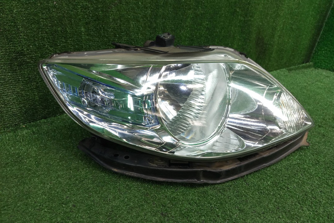 Фара правая передняя HONDA FIT ARIA GD6, GD9, GD8, GD7 2 ракурс