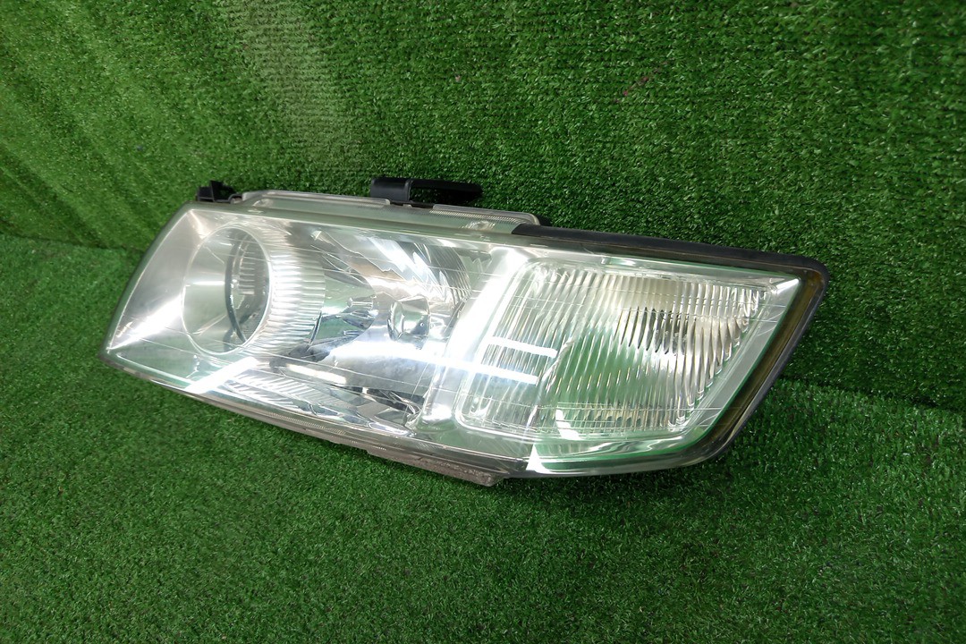 Фара левая передняя MITSUBISHI CHARIOT GRANDIS, CHARIOT N84W, N94W, N96W, N86W 2 ракурс Фара левая передняя MITSUBISHI CHARIOT GRANDIS, CHARIOT N84W, N94W, N96W, N86W 2 ракурс