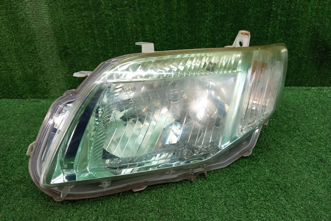 Фара левая передняя TOYOTA AXIO, COROLLA FIELDER, COROLLA  AXIO, FIELDER NZE141, NZE144, ZRE142, ZRE144, ZRE144G, ZRE142G, NZE144G, NZE141G 1 ракурс