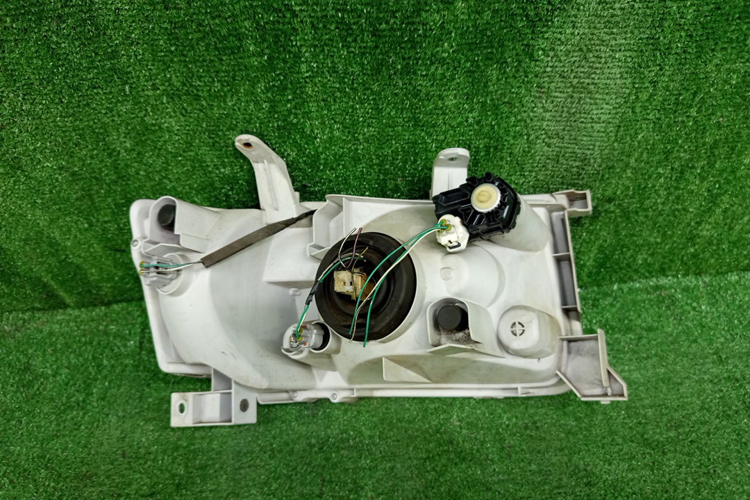 Фара левая передняя TOYOTA SUCCEED NCP51V, NCP58G, NCP55V, NCP50V, NCP59G, NLP51 3 ракурс