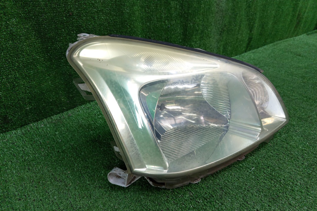 Фара правая передняя TOYOTA PREMIO ZZT240, NZT240, AZT240, ZZT245 2 ракурс