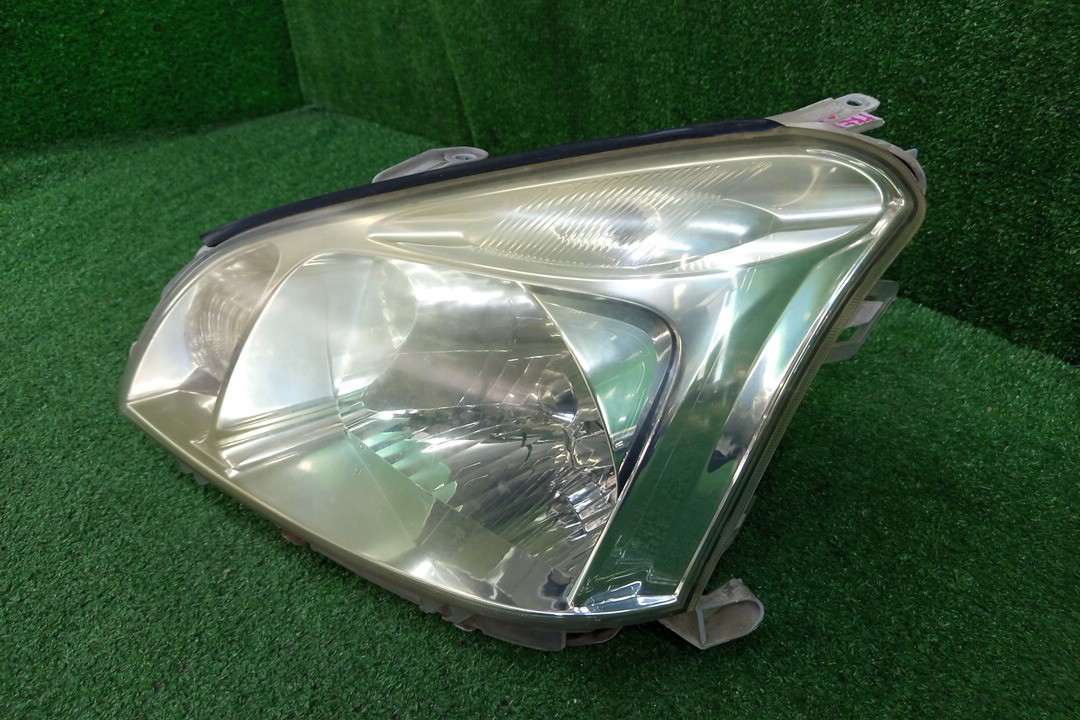 Фара левая передняя TOYOTA PREMIO ZZT240, NZT240, AZT240, ZZT245 2 ракурс Фара левая передняя TOYOTA PREMIO ZZT240, NZT240, AZT240, ZZT245 2 ракурс