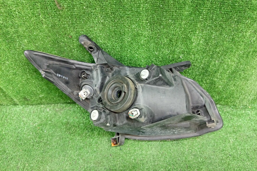 Фара левая передняя TOYOTA VOLTZ ZZE136, ZZE137, ZZE138, ZZE136, ZZE137, ZZE138 3 ракурс
