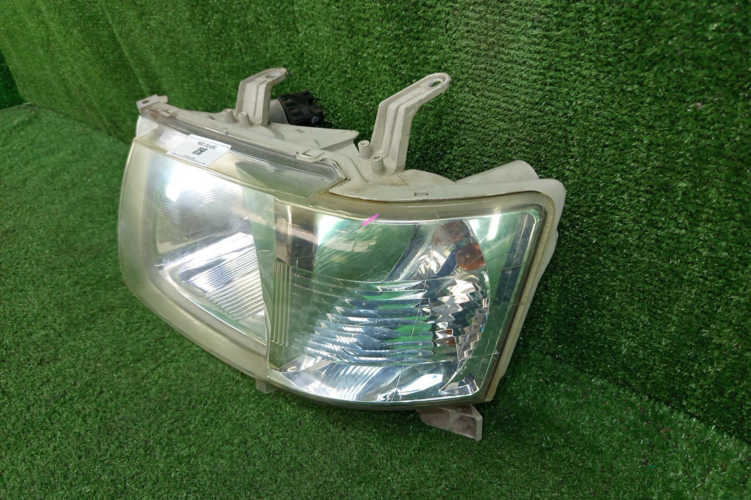 Фара левая передняя TOYOTA SUCCEED NCP51V, NCP58G, NCP55V, NCP50V, NCP59G, NLP51 2 ракурс
