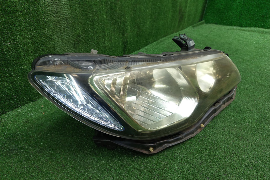 Фара правая передняя HONDA CIVIC FD2, FD1, FD3 2 ракурс