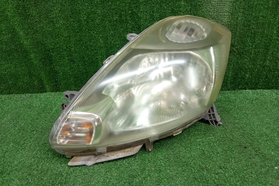Фара левая передняя TOYOTA PASSO, BOON KGC15, KGC10, QNC10, M301S, M310S, M312S, M300S 1 ракурс Фара левая передняя TOYOTA PASSO, BOON KGC15, KGC10, QNC10, M301S, M310S, M312S, M300S 1 ракурс