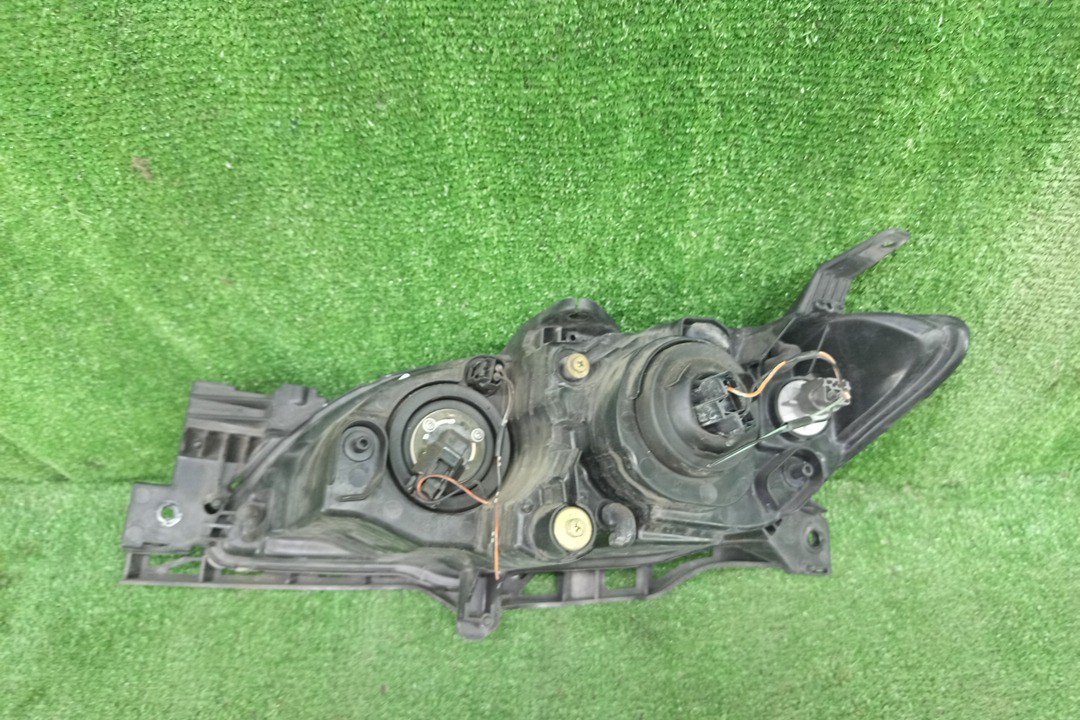 Фара правая передняя MAZDA AXELA, MAZDA 3, 3 BK5P, BK3P, BKEP, BK SEDAN 3 ракурс