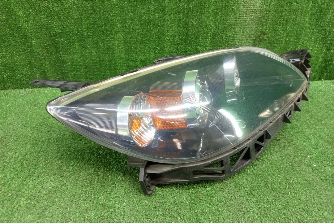 Фара правая передняя MAZDA AXELA, MAZDA 3, 3 BK5P, BK3P, BKEP, BK WAGON 2 ракурс