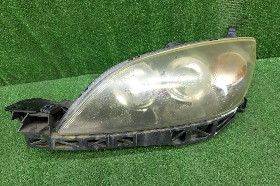 Фара левая передняя MAZDA AXELA, MAZDA 3, 3 BK5P, BK3P, BKEP, BK WAGON 1 ракурс