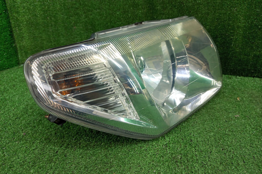 Фара правая передняя MITSUBISHI PAJERO IO H76W, H66W, H67W, H77W 2 ракурс