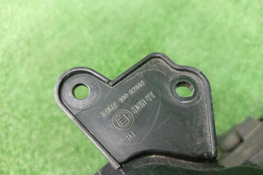 Фара правая передняя SUZUKI AERIO RC51S, RB21S, RA21S, RD51S 4 ракурс
