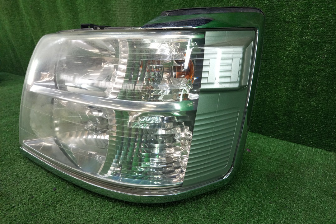 Фара левая передняя NISSAN ELGRAND ATE50, AVE50, ATWE50, ALWE50, APWE50, AVWE50, APE50, ALE50 2 ракурс Фара левая передняя NISSAN ELGRAND ATE50, AVE50, ATWE50, ALWE50, APWE50, AVWE50, APE50, ALE50 2 ракурс